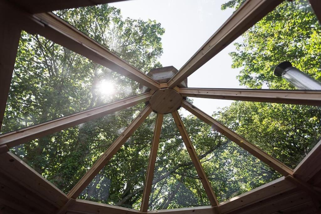 Romantic Treehouse With Hot Tub & Bbq Lodge Praze an Beeble ภายนอก รูปภาพ